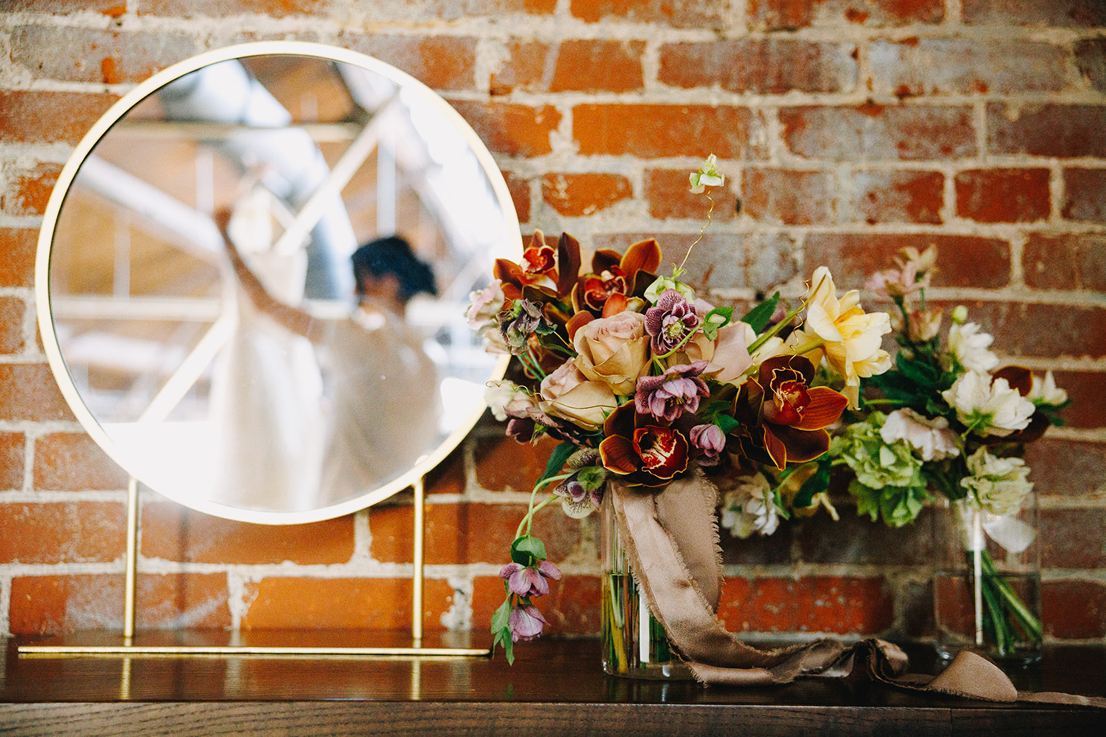 Bride with Bridal Bouquet in Columbus Ohio designed by Fiori Florals Design Studio. Photographed by Derks Werks