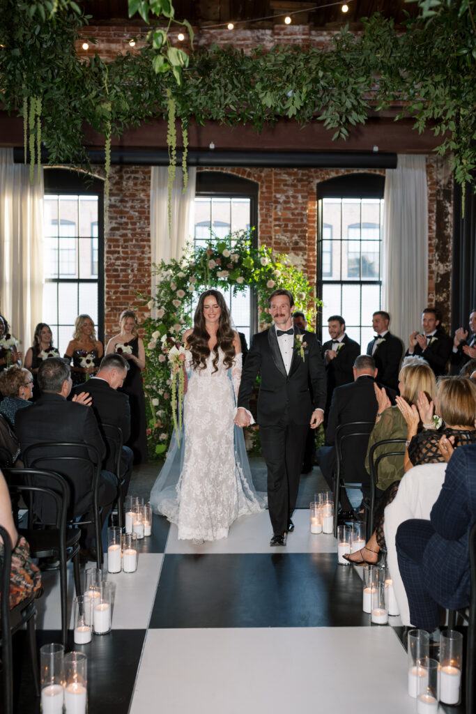 Photographed by Brooke Cox Photography
Venue The Ellis
Florals by Central Ohio Florist Fiori Florals Design Studio 